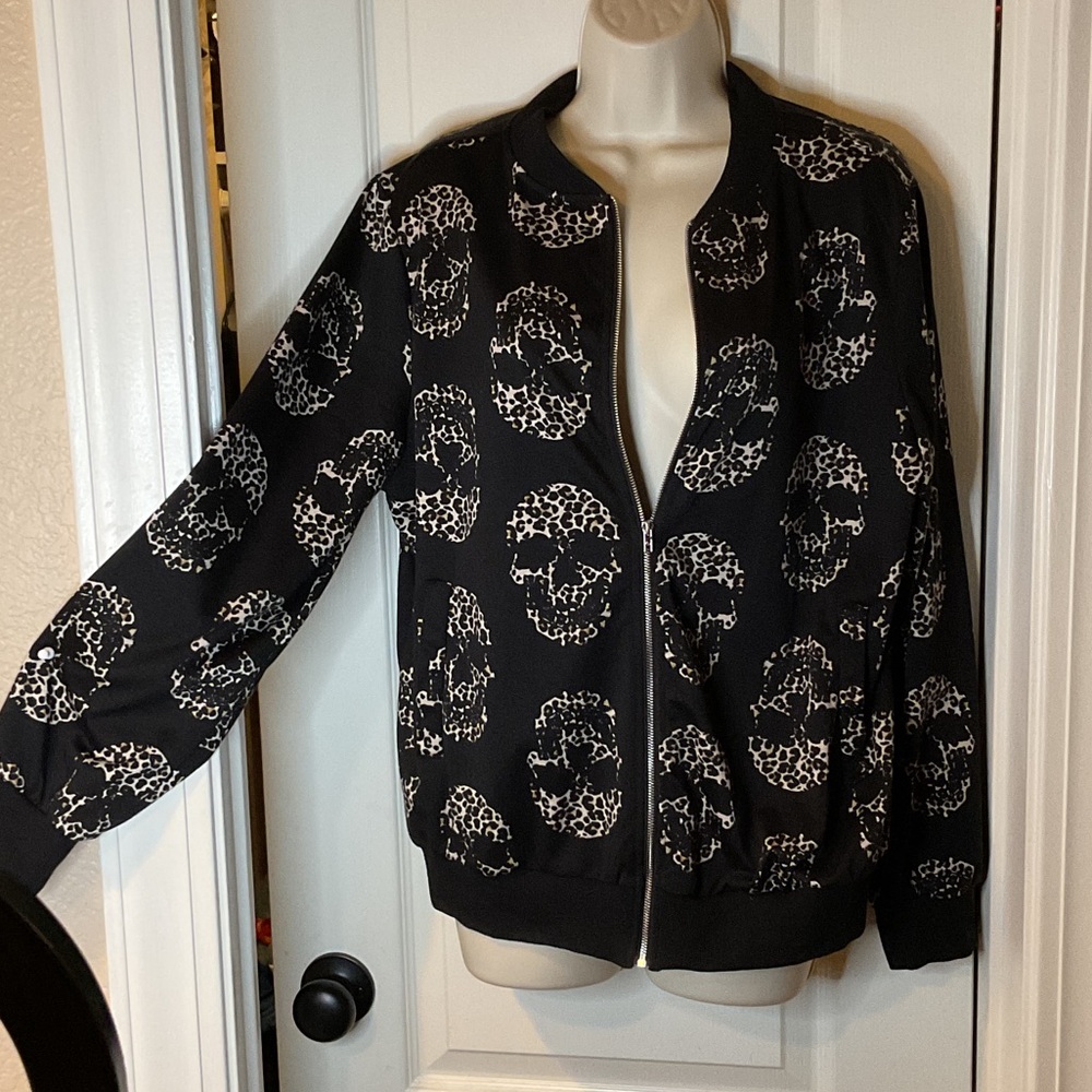 Edgy Black Skull Print Women's Bomber Jacket
